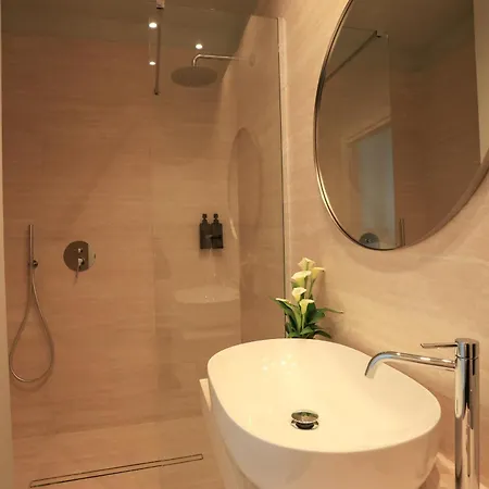 Bed & Breakfast Altanapoli & 4*
